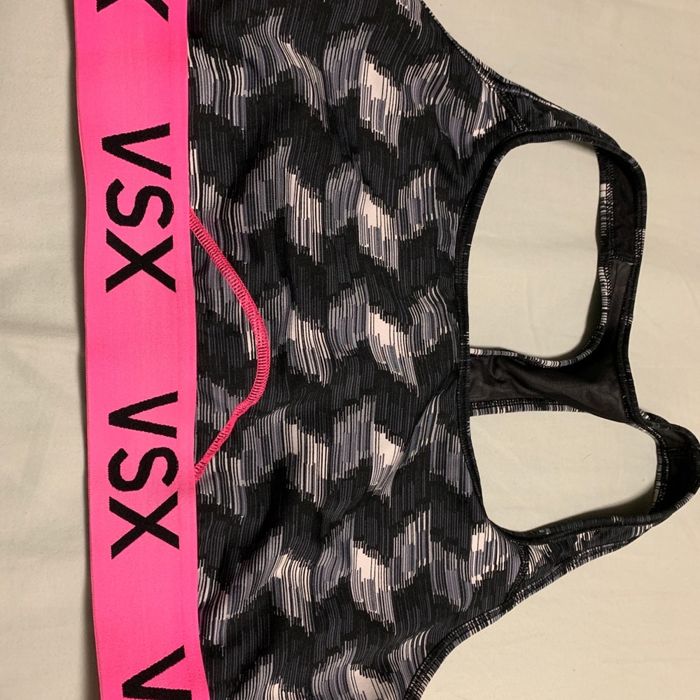 Victoria Secret sport bra xl
